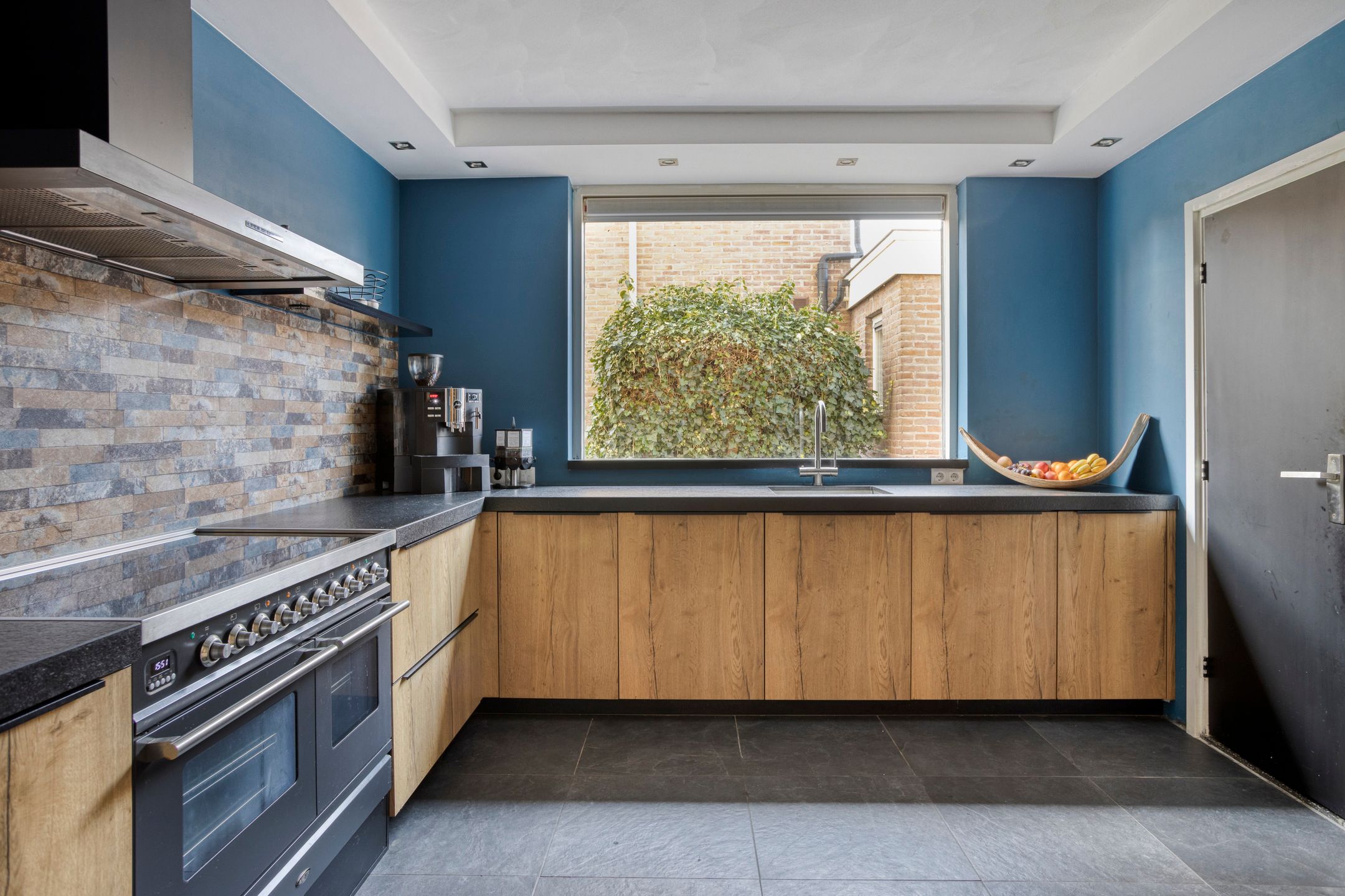 Foto 15 van Schadewijkstraat 42