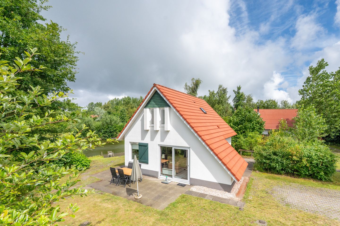 Photo 1 of De Rug 3-073