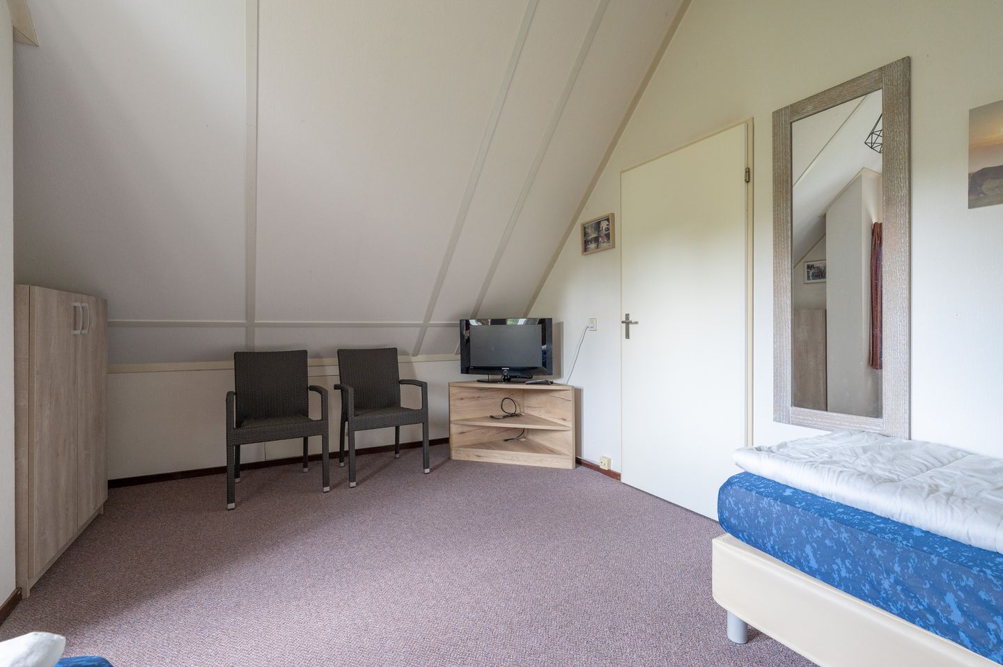 Photo 25 of De Rug 3-073