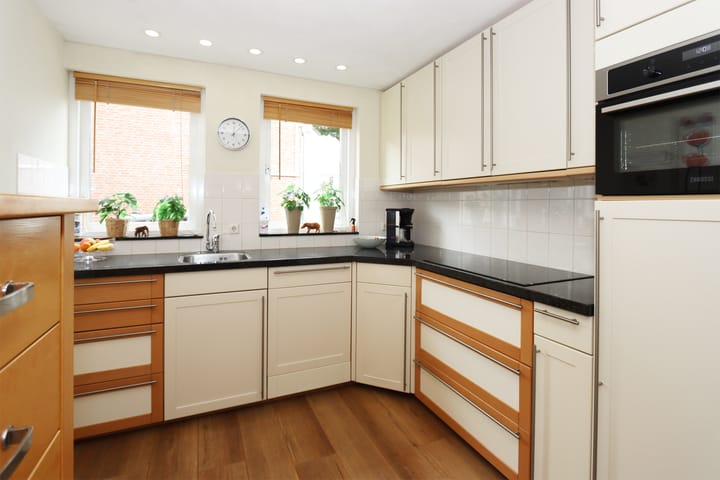 Foto 15 van van de Veldeweg 160