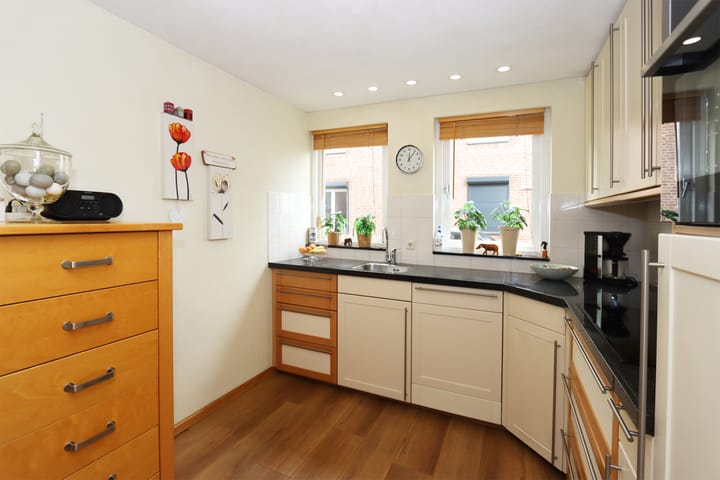 Foto 16 van van de Veldeweg 160