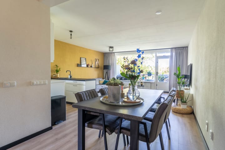 Foto 12 van Wetering 61