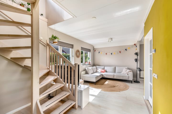 Photo 21 of Leppa 60