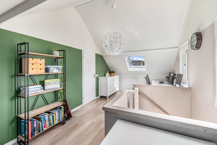 Photo 22 of Leppa 60