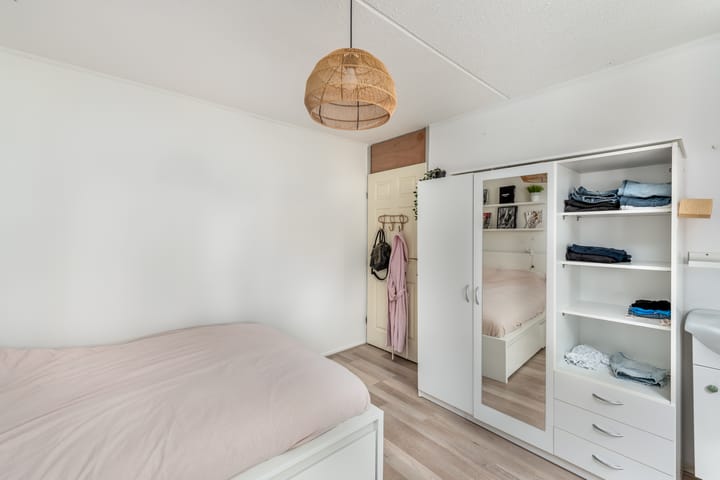 Photo 32 of Leppa 60