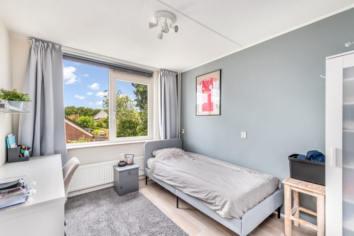 Photo 33 of Leppa 60