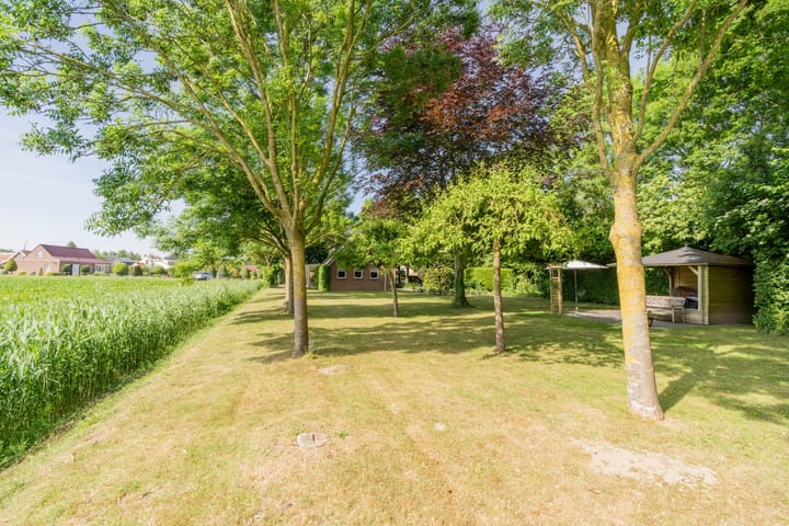 Foto 27 van Achthuizensedijk 33