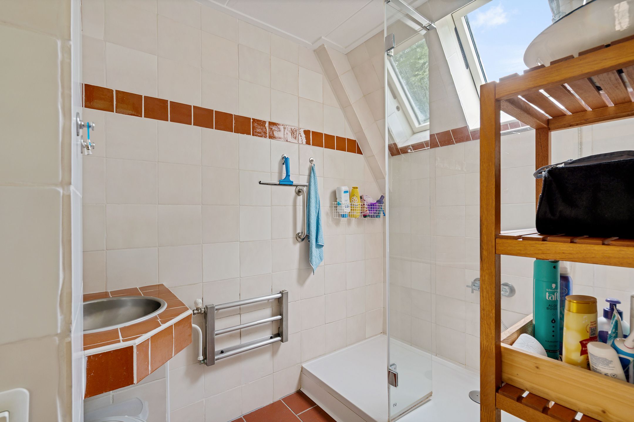 Photo 33 of Bitgumerdyk 85