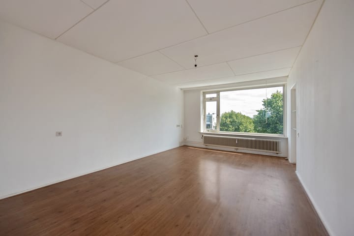 Foto 2 van Burgemeester Caan van Necklaan 676