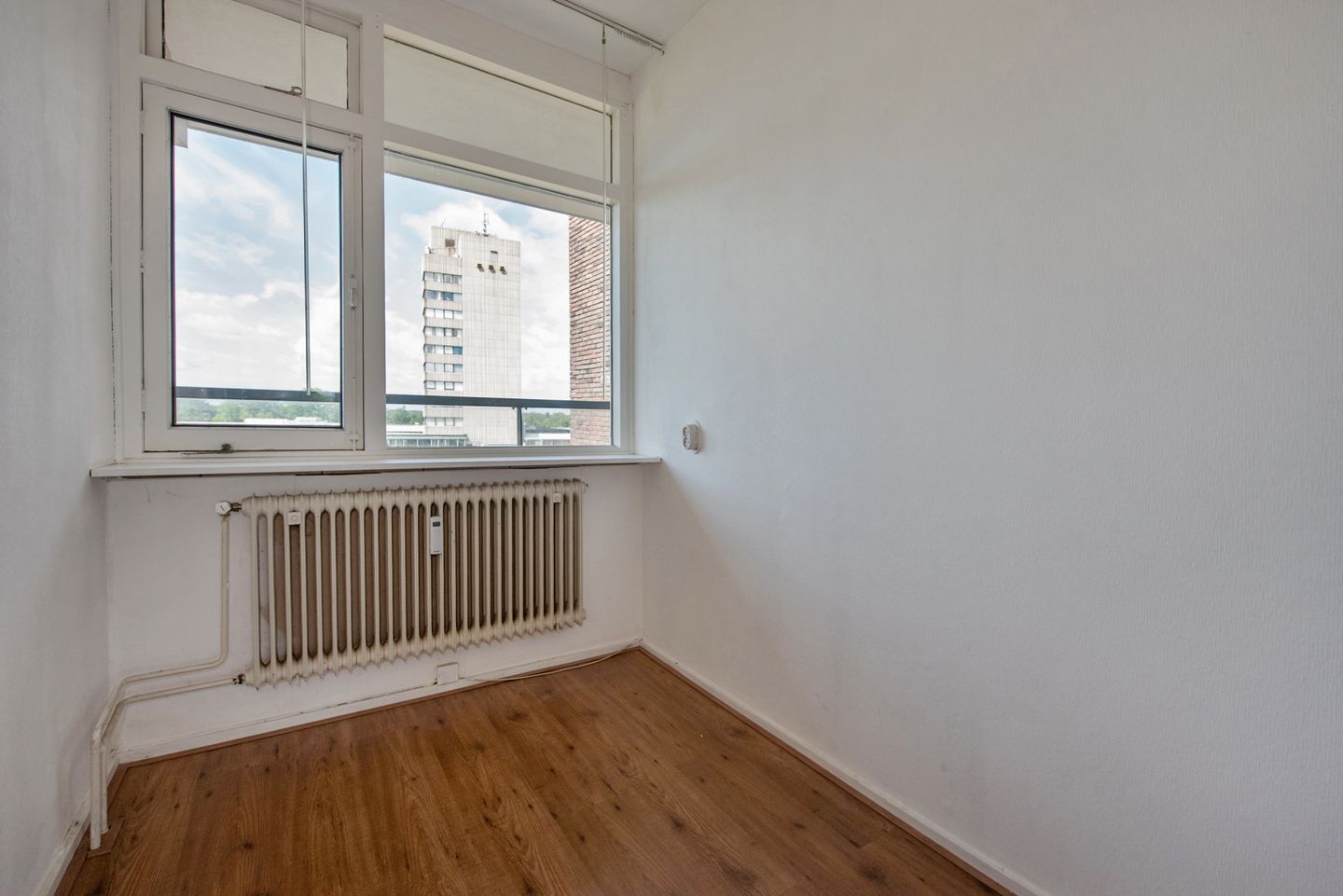 Foto 19 van Burgemeester Caan van Necklaan 676