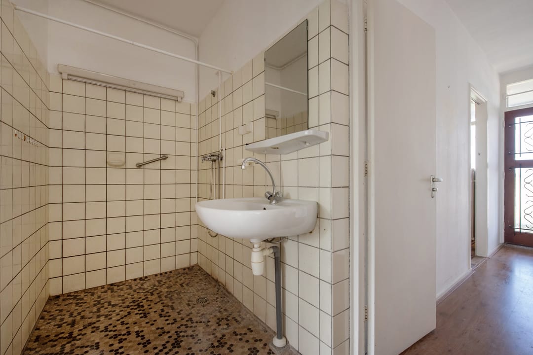 Foto 26 van Burgemeester Caan van Necklaan 676