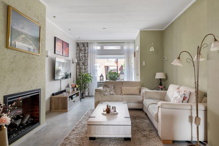 Foto 15 van Beukstraat 3