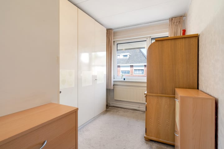 Foto 33 van Beukstraat 3