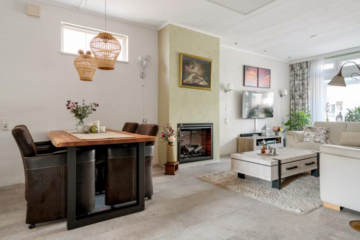 Foto 14 van Beukstraat 3