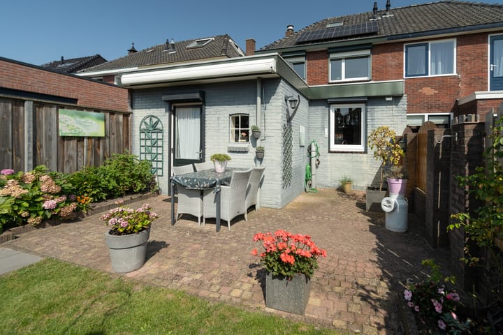 Foto 39 van Beukstraat 3