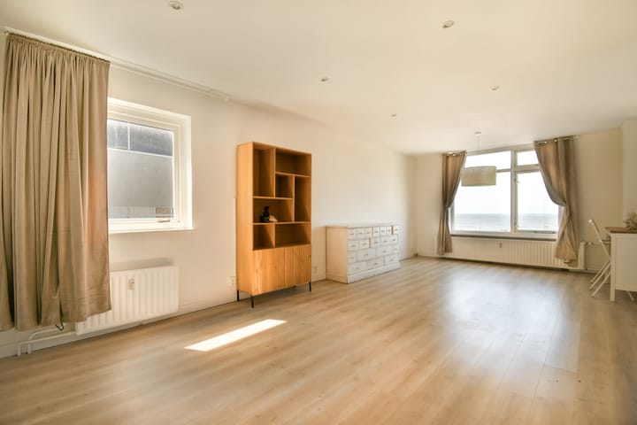 Foto 6 van van Galenstraat 130