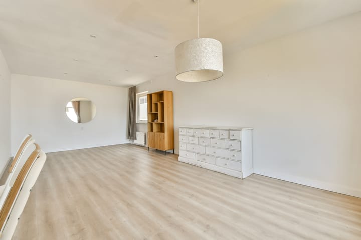 Foto 8 van van Galenstraat 130