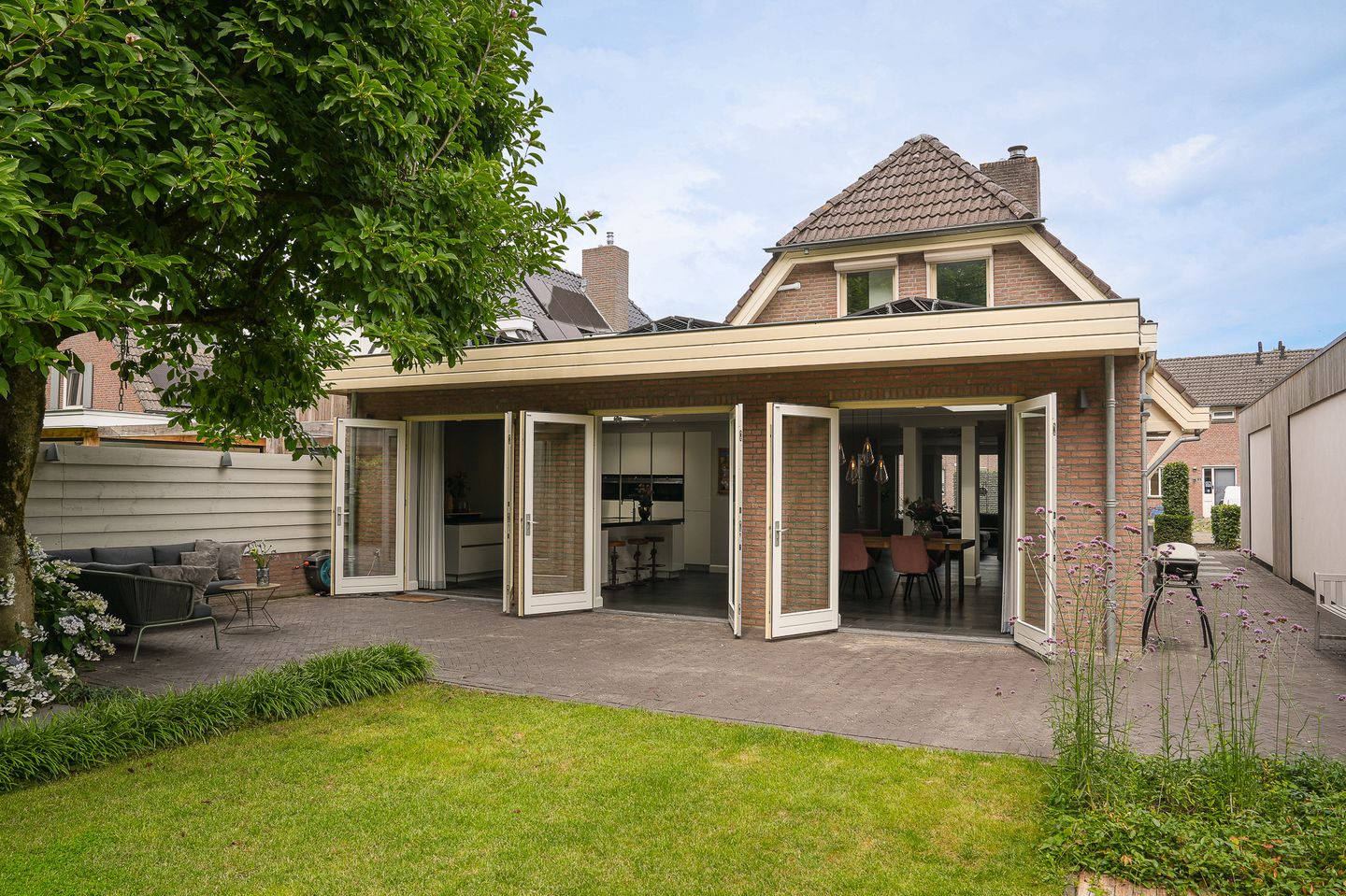 Foto 40 van Van Beethovenstraat 32