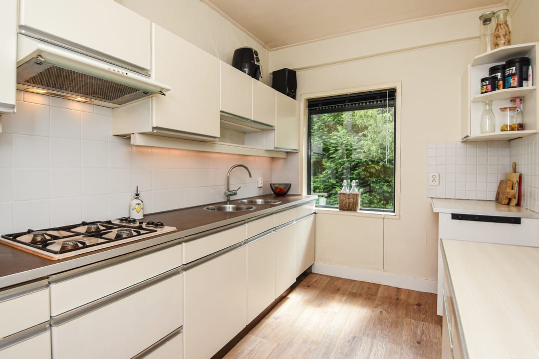 Foto 17 van Hoekwaterstraat 2