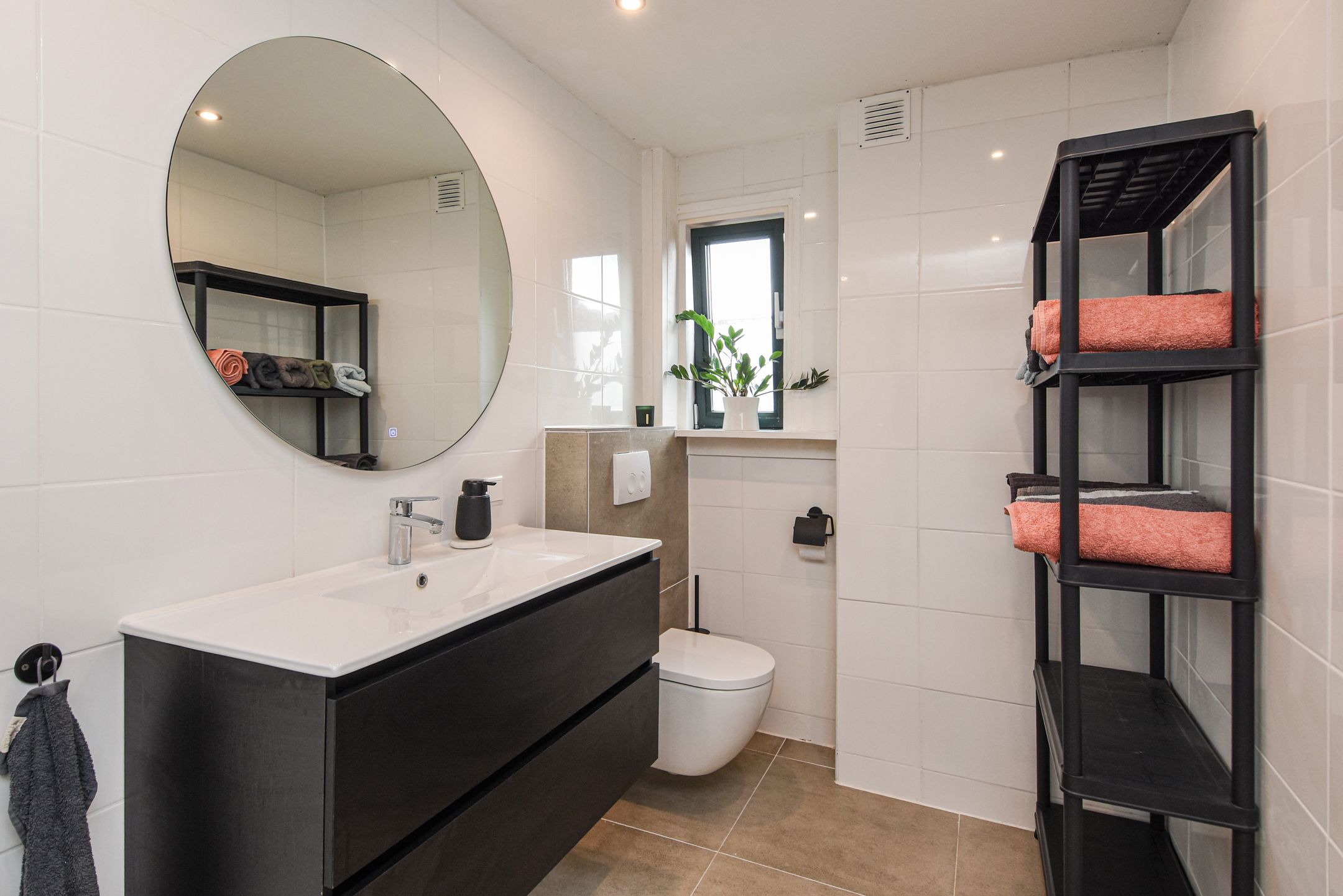 Foto 30 van Hoekwaterstraat 2