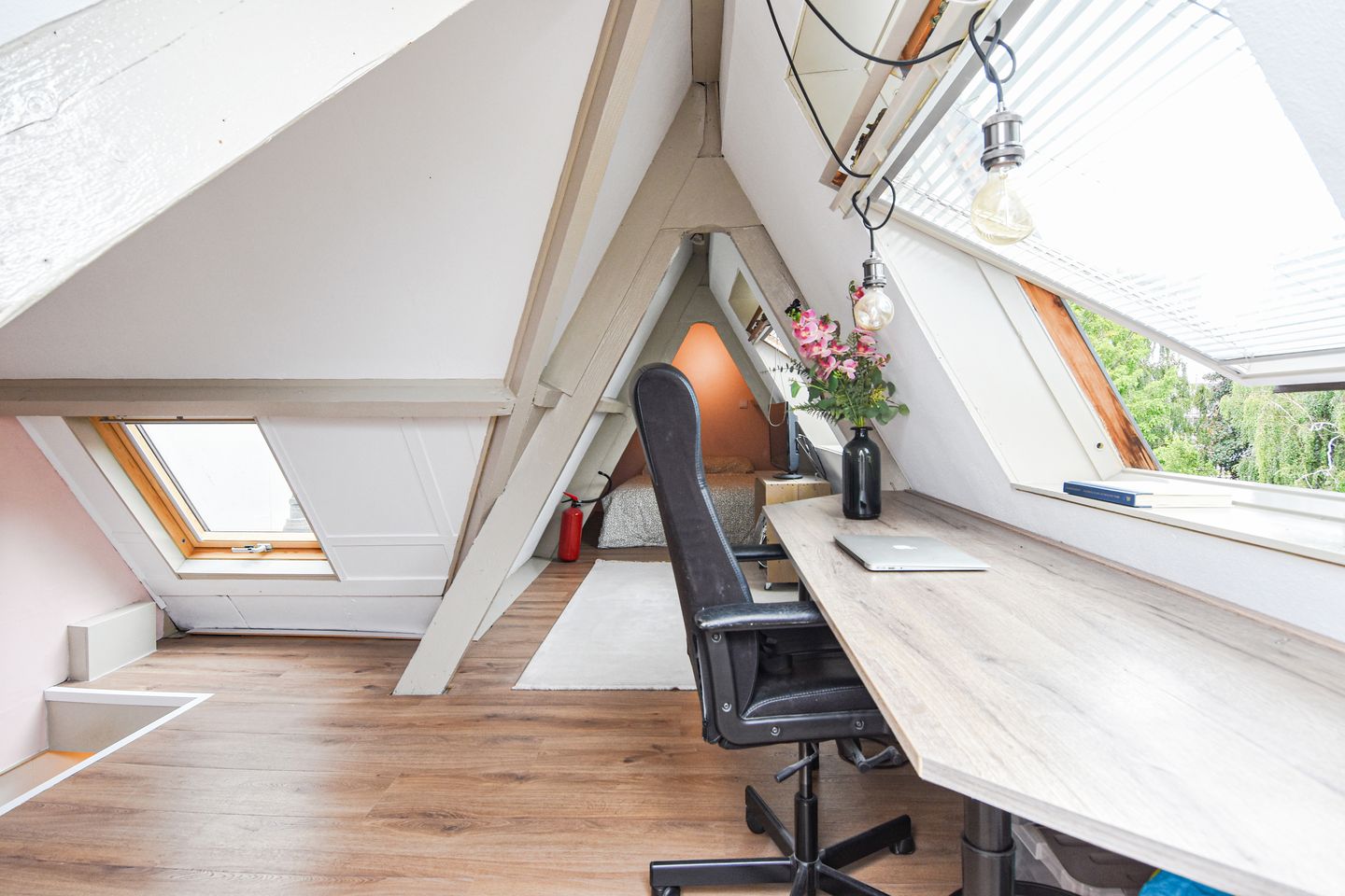 Foto 34 van Hoekwaterstraat 2