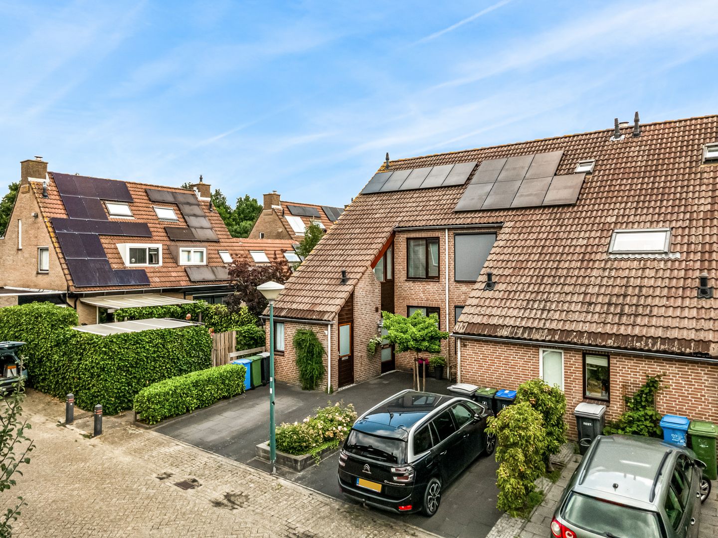 Photo 34 of Ganzerikveld 10