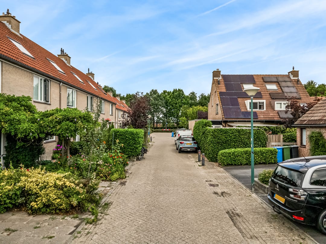 Photo 37 of Ganzerikveld 10