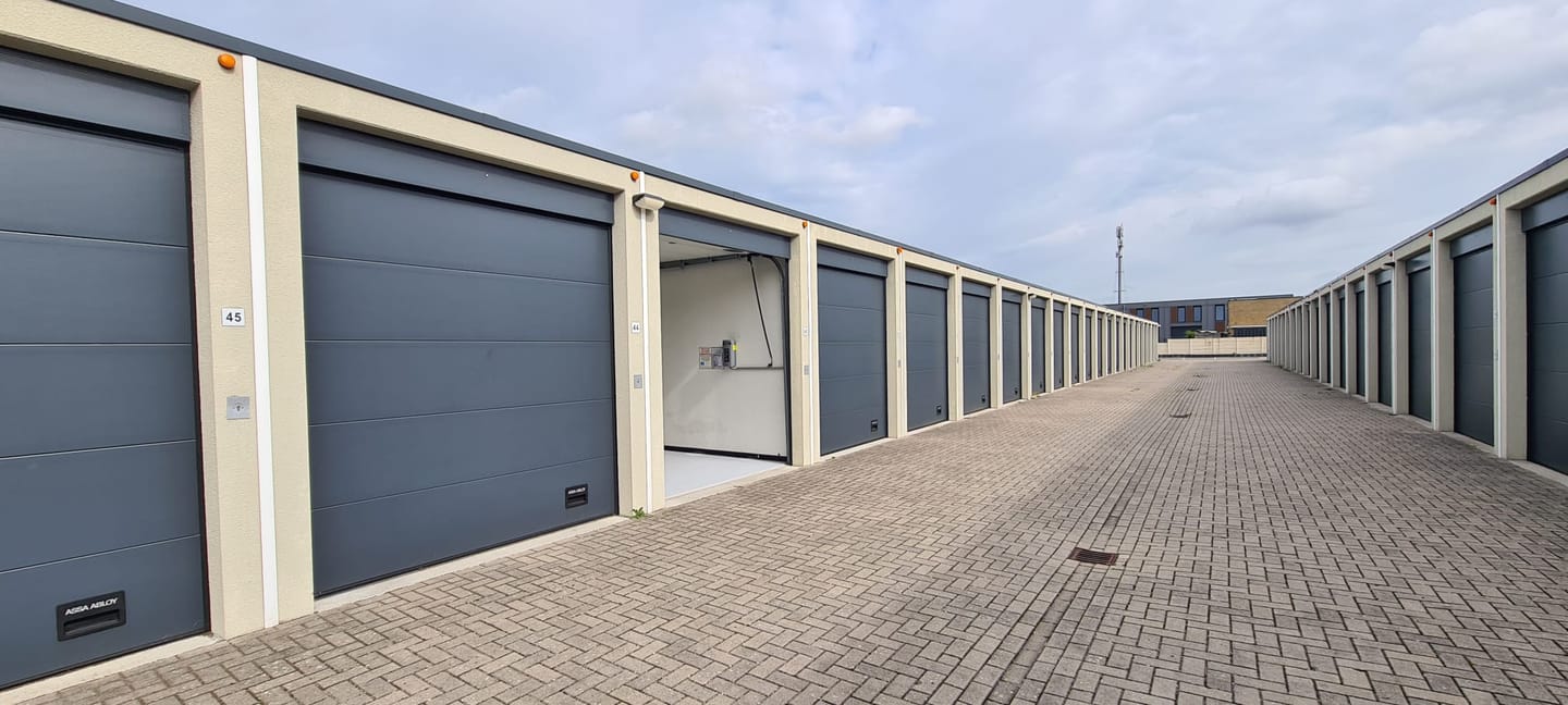 Bekijk foto 4 van Leidsevaartweg 11