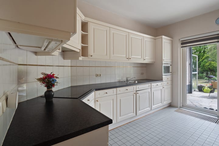 Photo 11 of Sint Nikolaasstraat 14