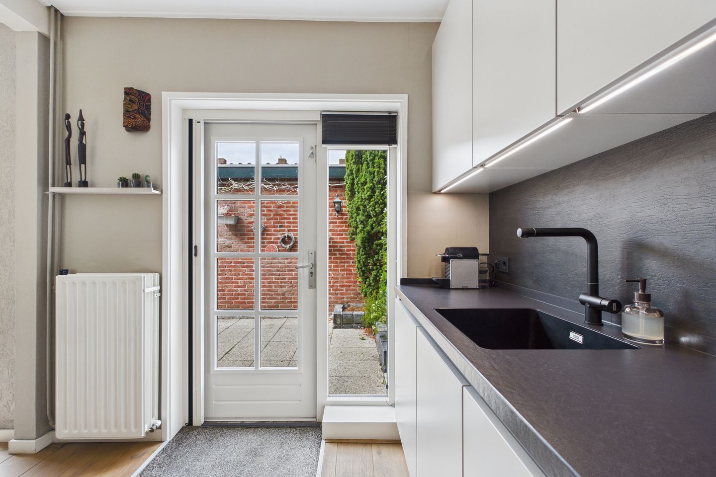 Foto 10 van Hobbemastraat 15