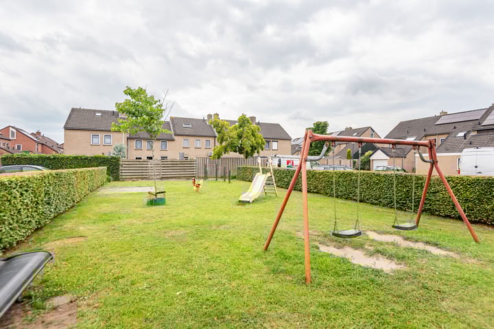 Foto 42 van Eekhoornhof 14