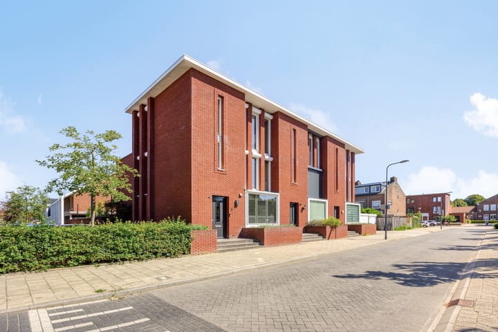 Foto 6 van Hanzelaan 5