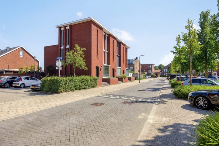 Foto 9 van Hanzelaan 5