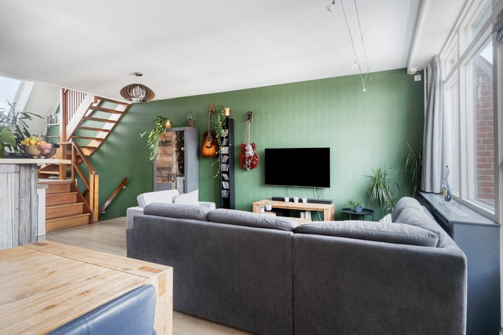 Photo 3 of Oosthavenplaats 11