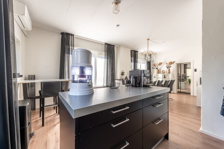 Photo 10 of Mercuriuslaan 15