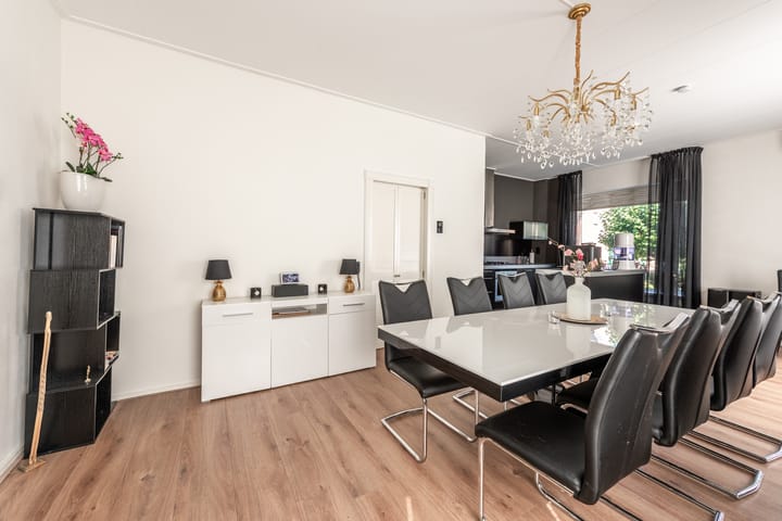 Photo 12 of Mercuriuslaan 15