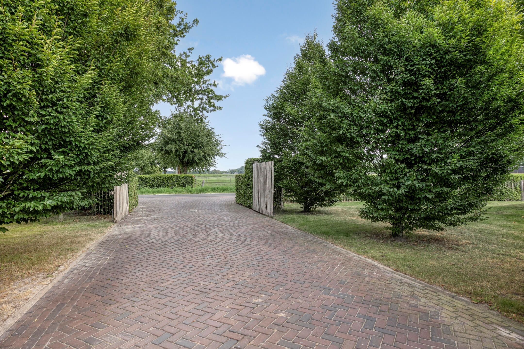 Foto 6 van Moerseweg 4