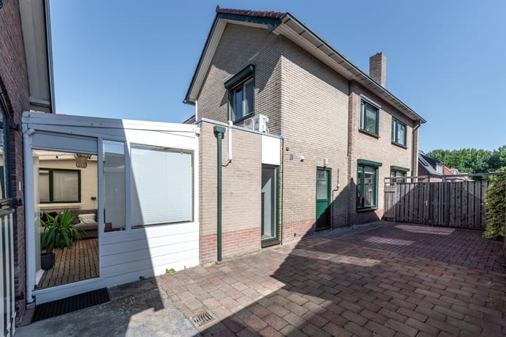 Photo 42 of Mercuriuslaan 15