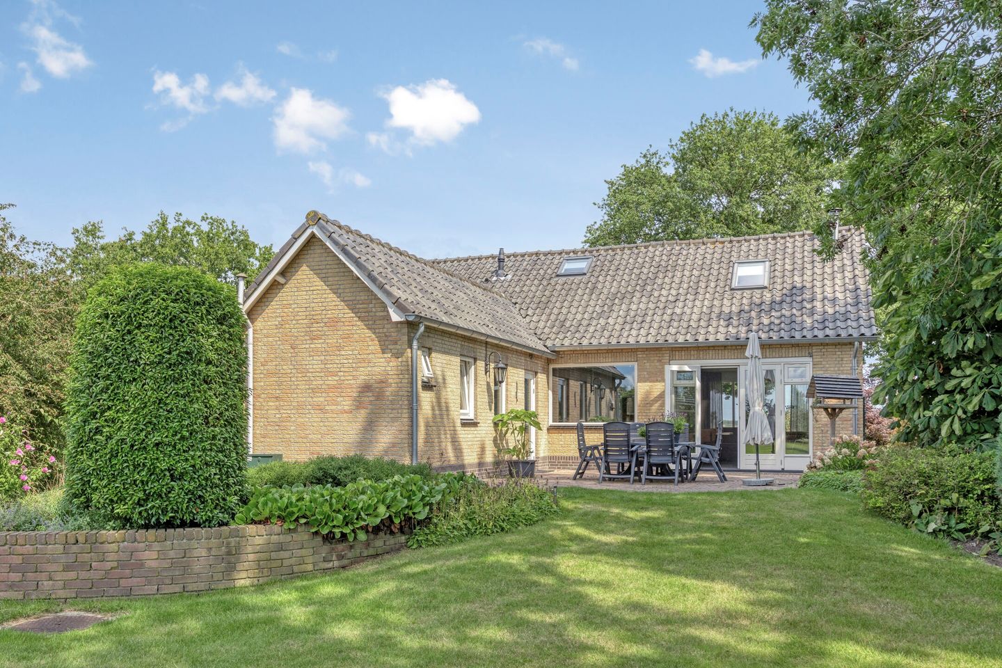 Foto 44 van Moerseweg 4