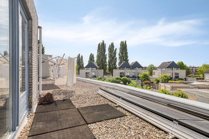 Foto 24 van van Eedenstraat 9