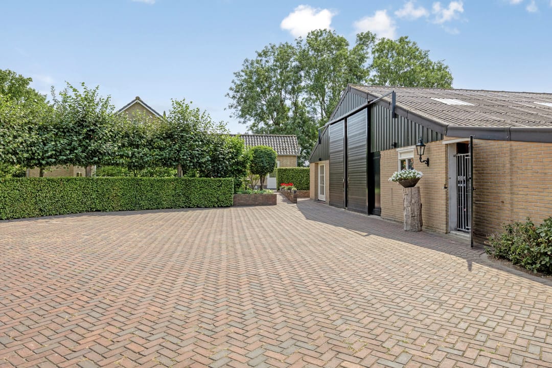 Foto 52 van Moerseweg 4