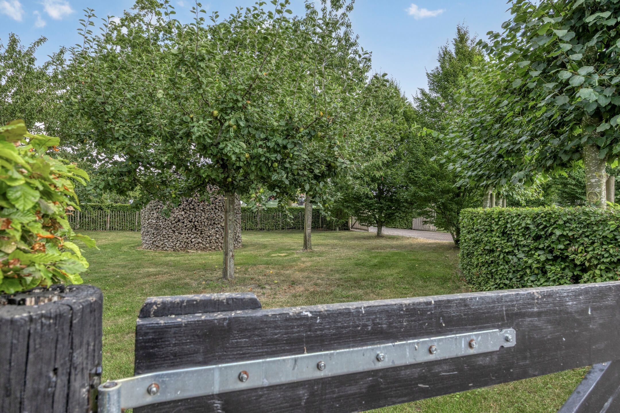 Foto 60 van Moerseweg 4