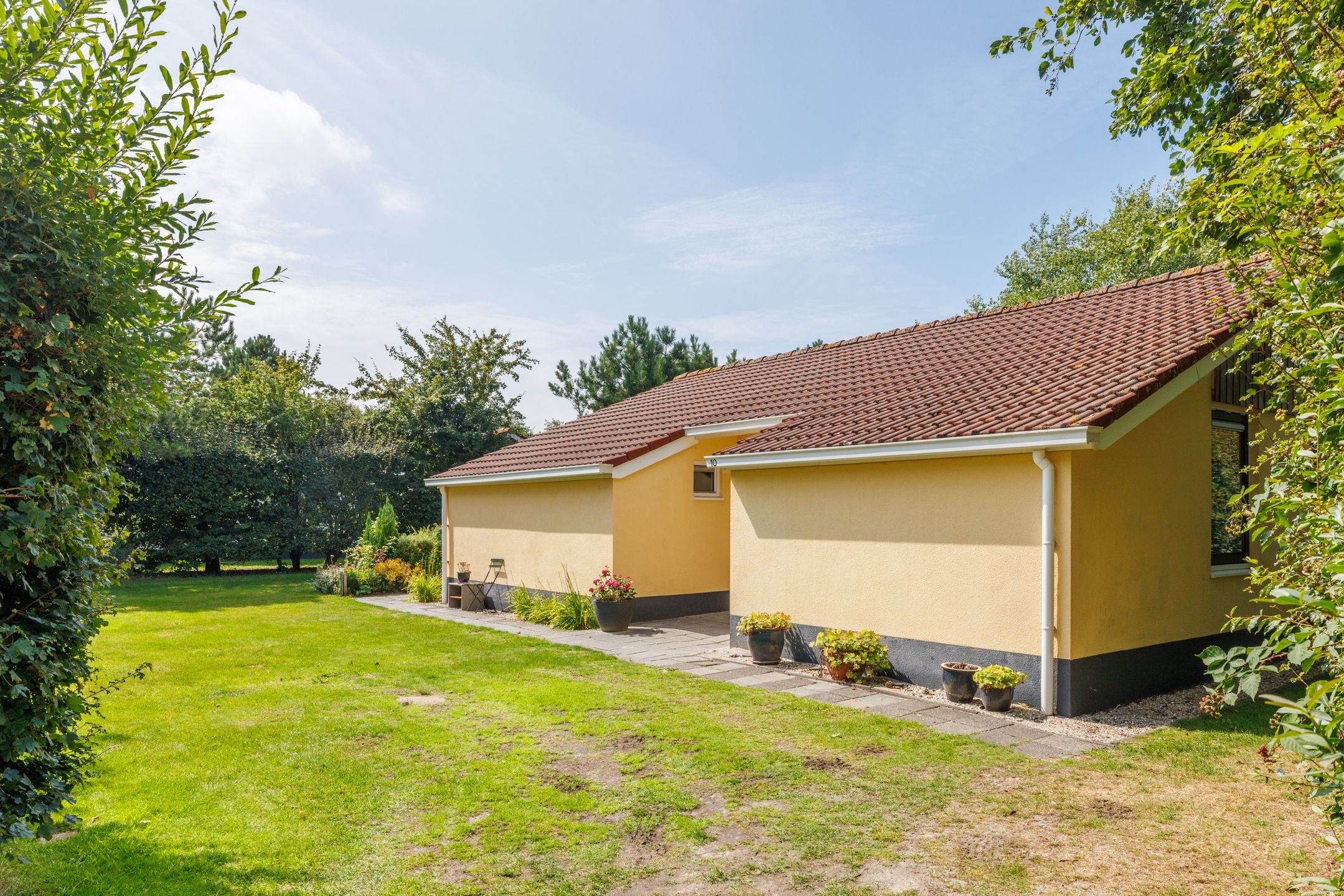 Photo 24 of Engelsmanhiem 10