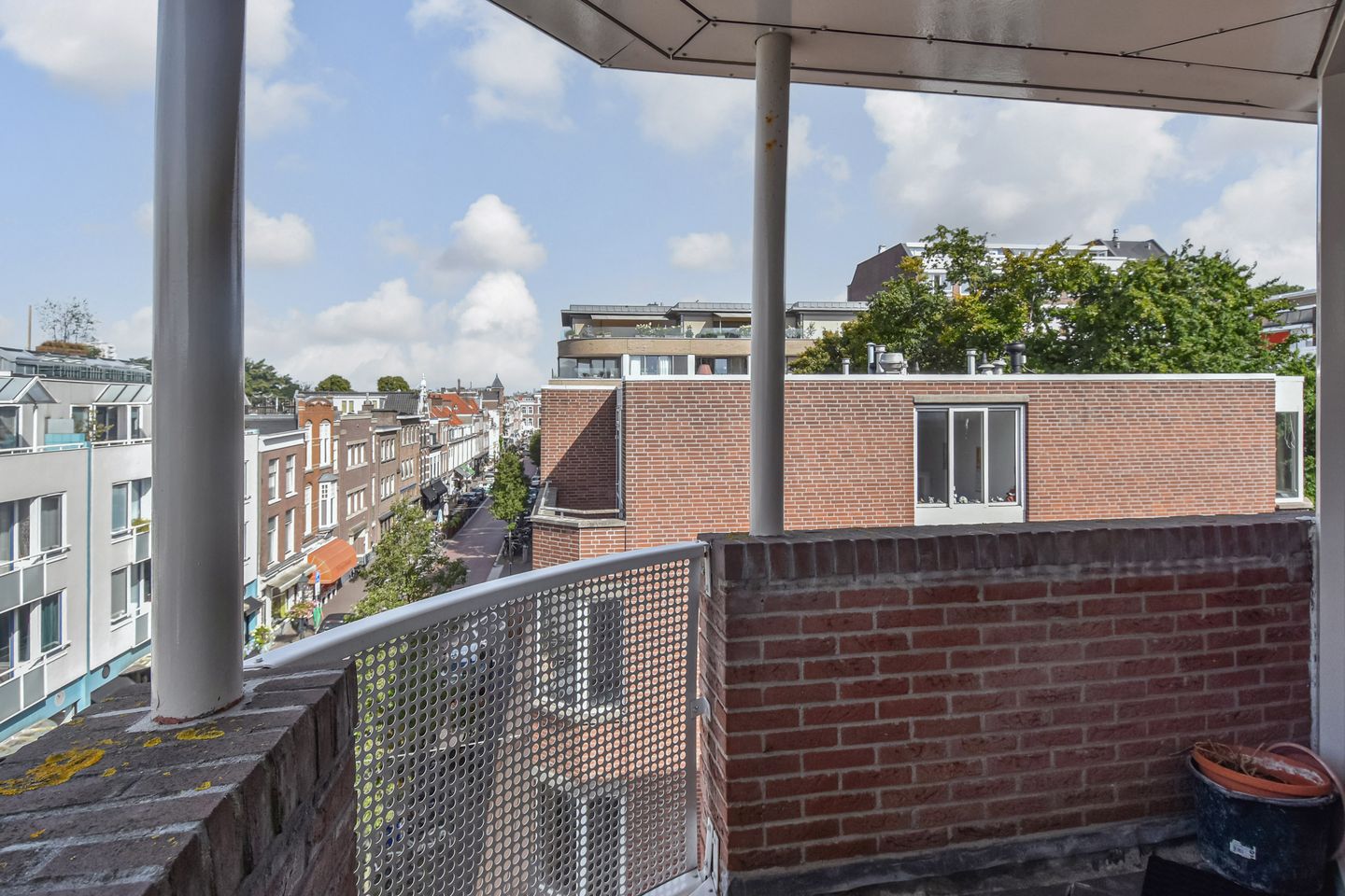 Foto 10 van Frederikstraat 43