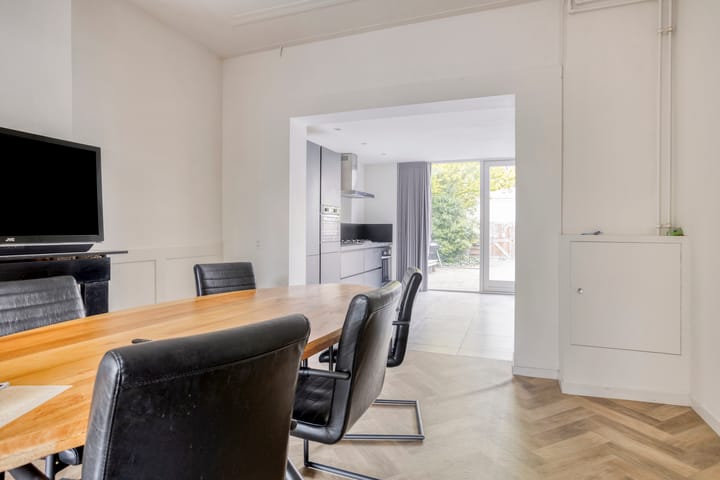 Foto 16 van Leeuwarderweg 7