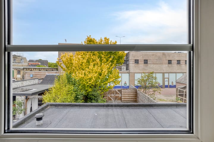 Foto 25 van Leeuwarderweg 7