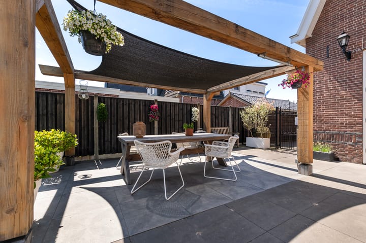 Foto 21 van Laarstraat 34