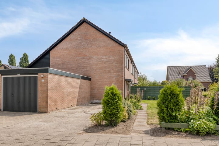 Foto 38 van Harmen Addinkstraat 22