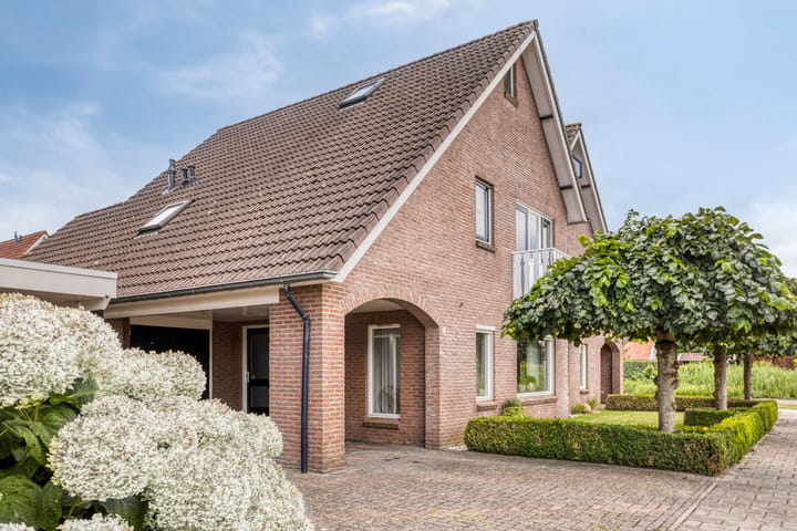 Foto 31 van de Lange Drift 11