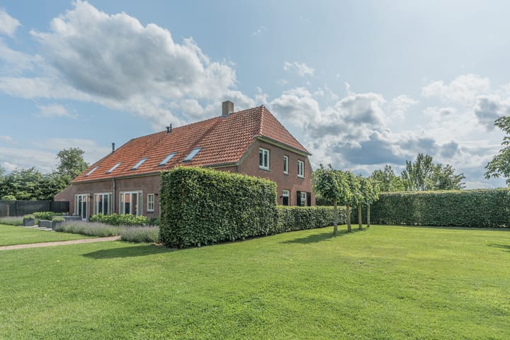 Foto 66 van Bobbenagelseweg 4